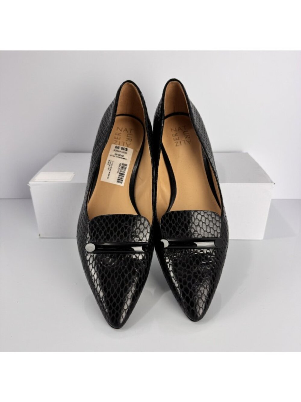 Naturalizer Womens Pump 10 M Booker Point Toe Low Heel Black Leather Loafer Shoe - Picture 2 of 11